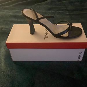 Black heel worn2 times